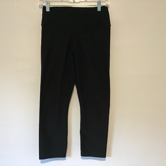 Nike Pants - Nike Dri Fit Capri Leggings